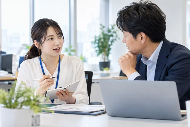 報告・連絡・相談の学習内容を表した日本人の仕事・日常の場面