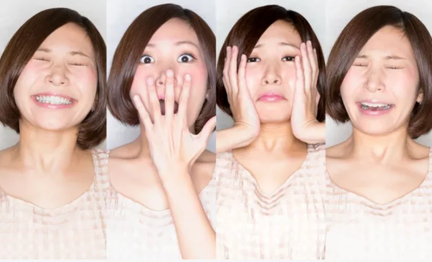 普遍的な人間感情と、特殊なデジタル世界